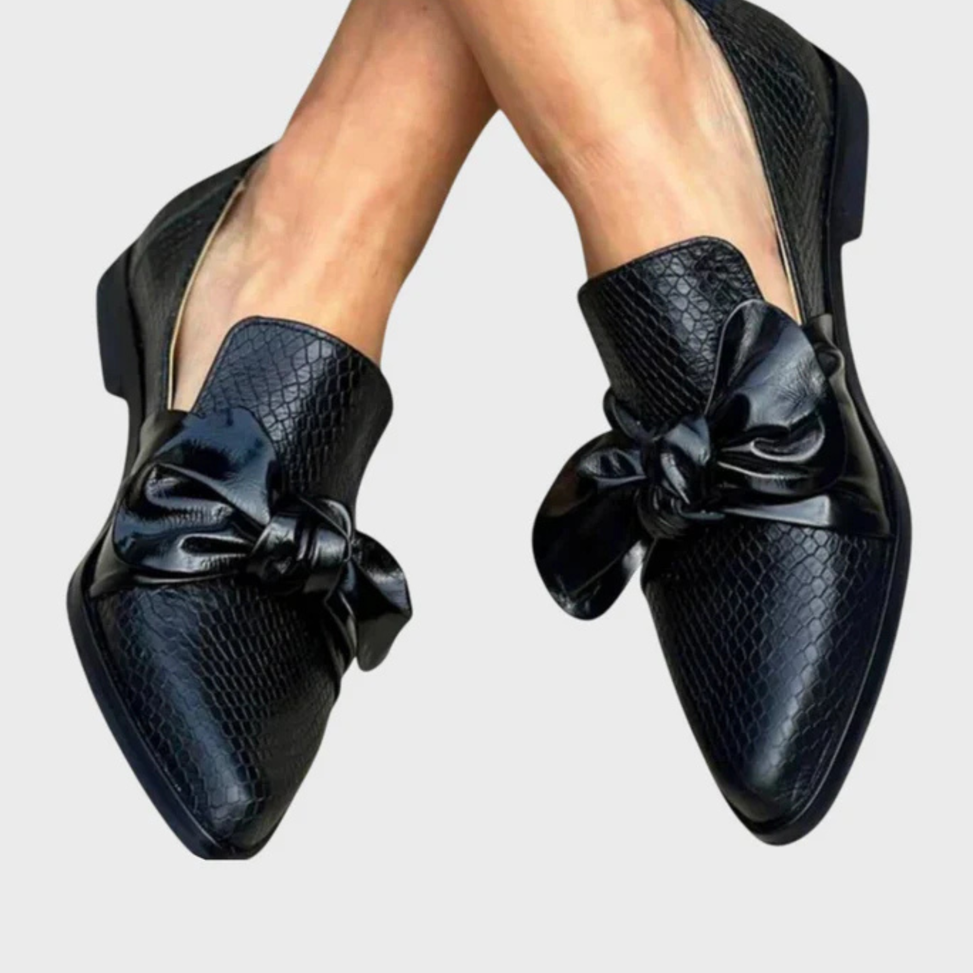 ELISA | Loafer with Bow Detail