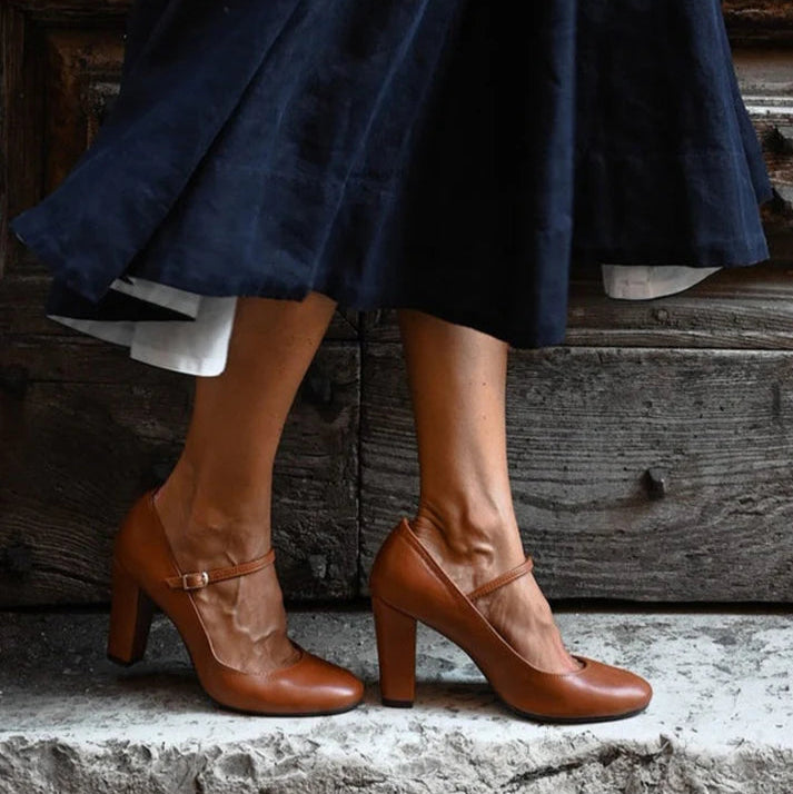 Bravina | Everyday Low Heel Strap Sandals